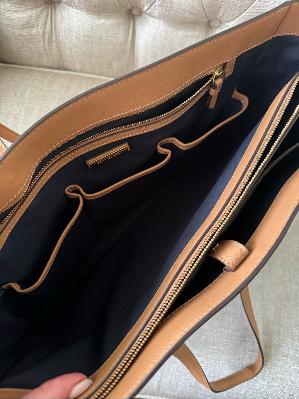 Tory Burch Caramel Tan Leather Tote - Picture 9 of 15